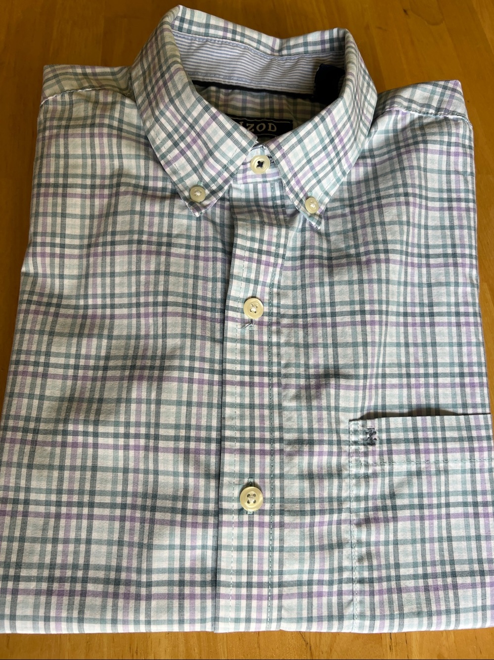 Izod Men's Light Purple/turquoise Plaid Long-Sleeve Button-Down Shirt, Size S